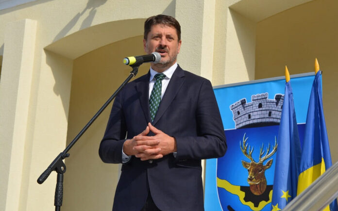 adrian-teban-inaugurare-sectie-spital-cugir-14-oct-2022-960x600.jpg