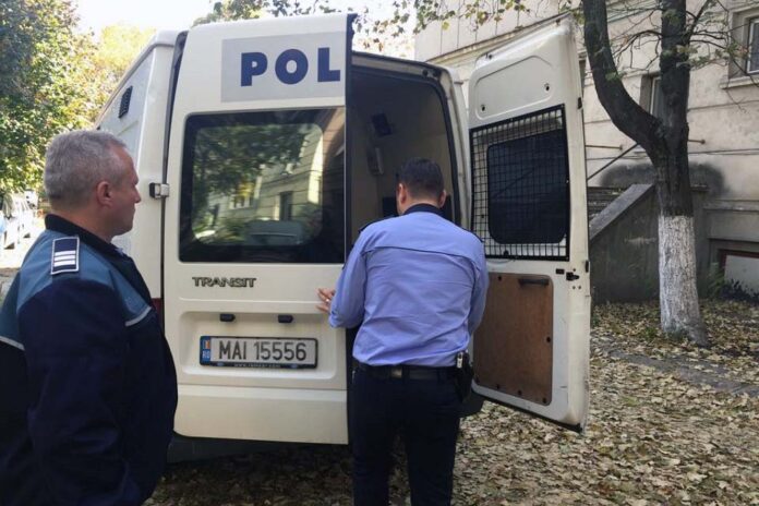 politie-duba-arestat-mar-2021.jpg