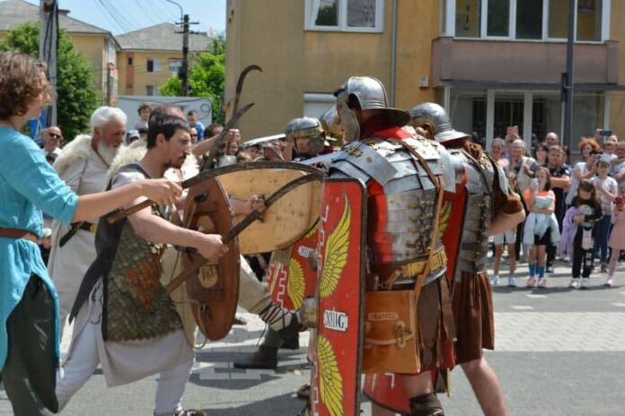 spactacol-cugir-daci-romani-24-mai-2024.jpg