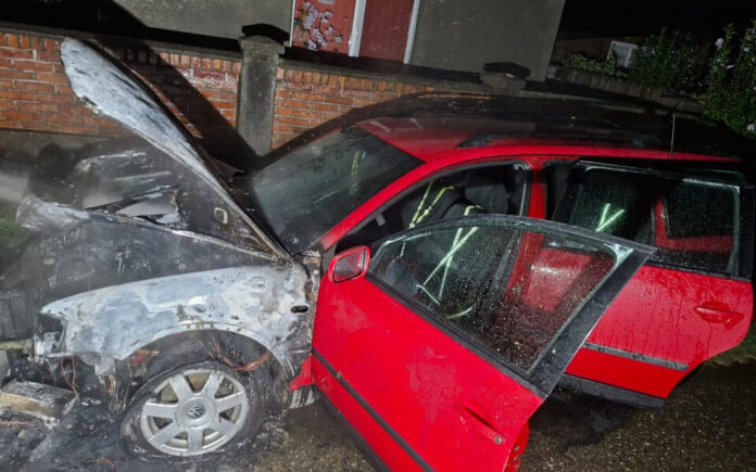 incendiu-autoturism-cistei-29-iul-2024-960x600.jpg