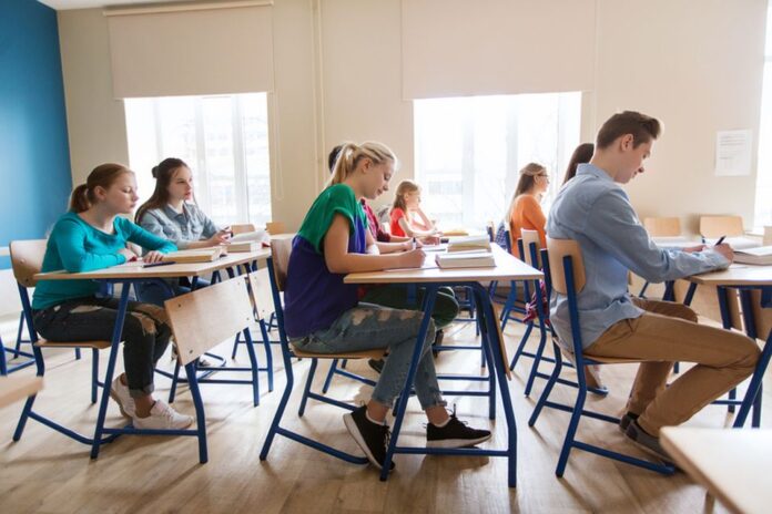 Bacalaureat-evaluare-nationala-teste-scoala.jpg