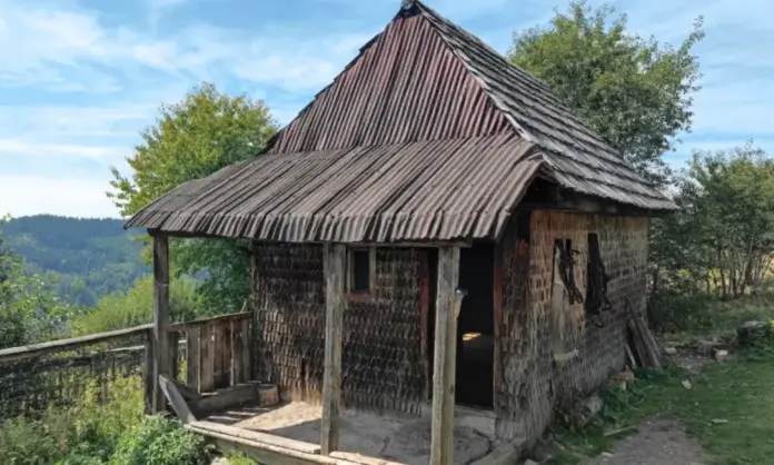 casa-veche001-1000x600.webp.webp