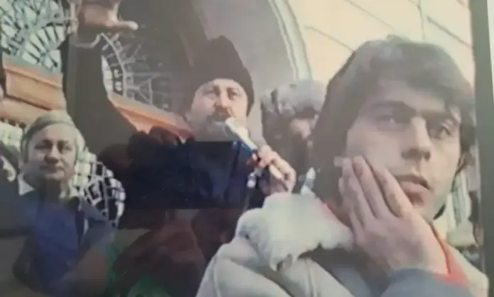 Oliviu-Gaspar.-Imagine-autentica-Revolutia-din-decembrie-1989-Alba-Iulia-1000x600.webp.webp