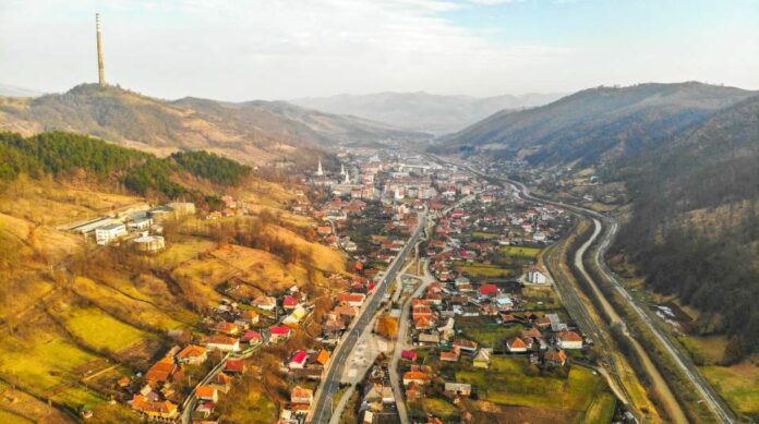 Orasul-Zlatna-aerian.jpg