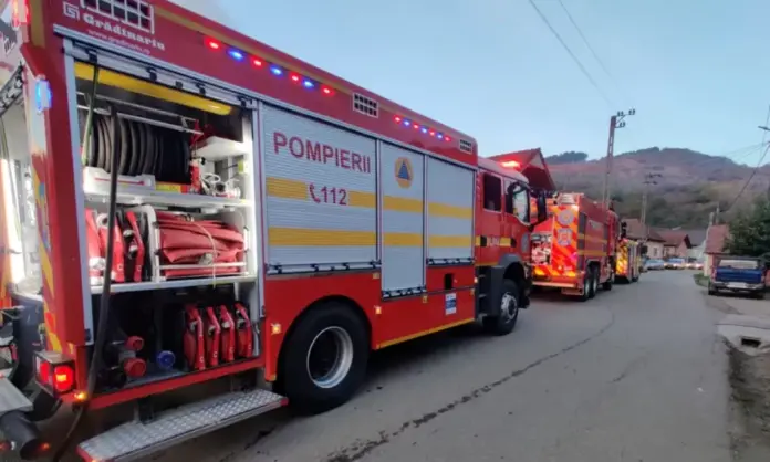 pompieri-accident-incendiu-autospeciala-masina-001-1000x600.webp.webp