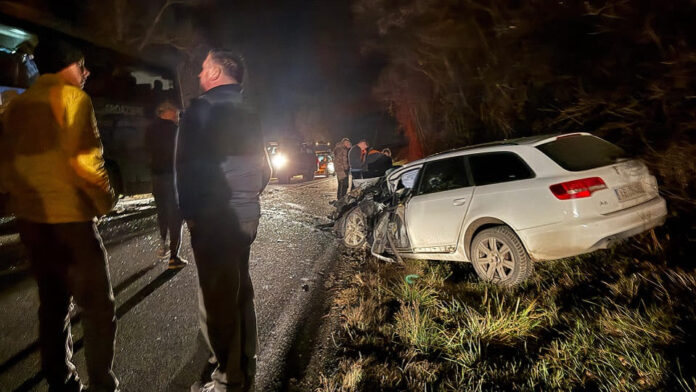 autoturism-accident-dn74-tauti.jpg