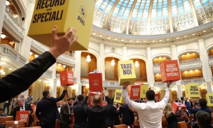 taxe-si-impozite-majorate-protest-in-Parlament-taxe-USR-1000x600.webp.webp