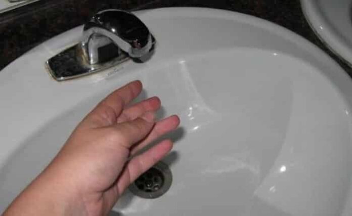 fara-apa-la-robinet.jpg