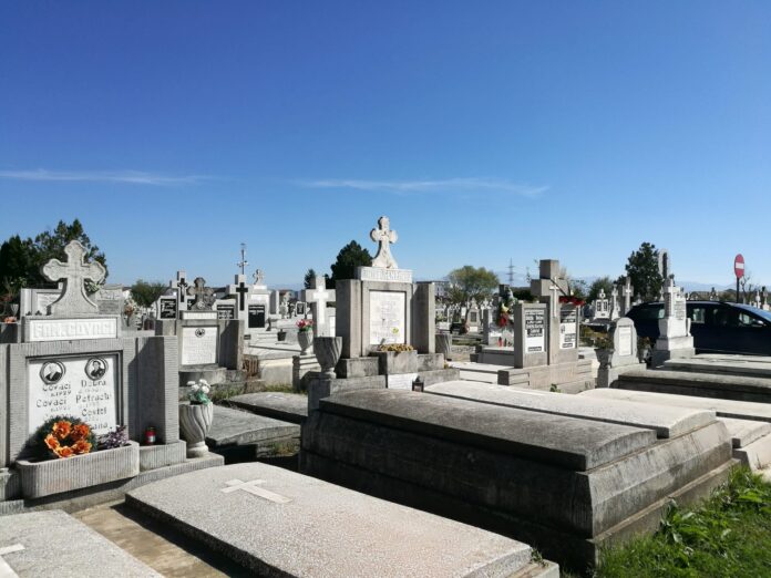 profanare-de-morminte-1739099991.jpg