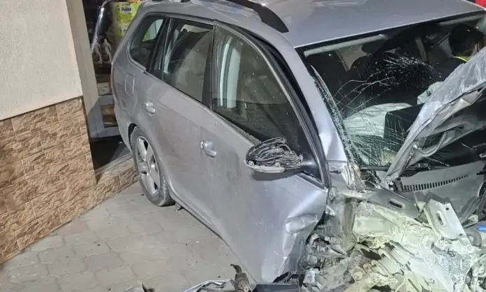 accident-sebes-masina-magazin-1000x600.webp.webp