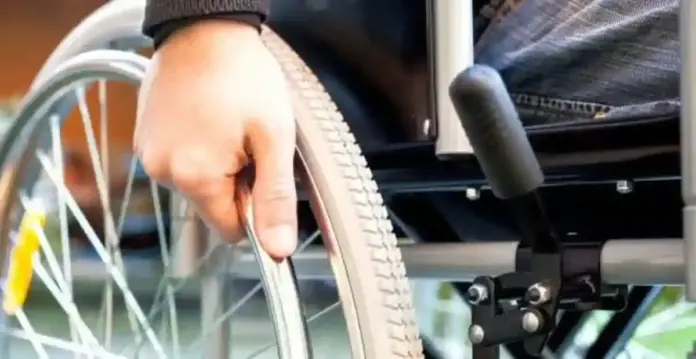 persoana-cu-handicap-dizabilitate.webp.webp