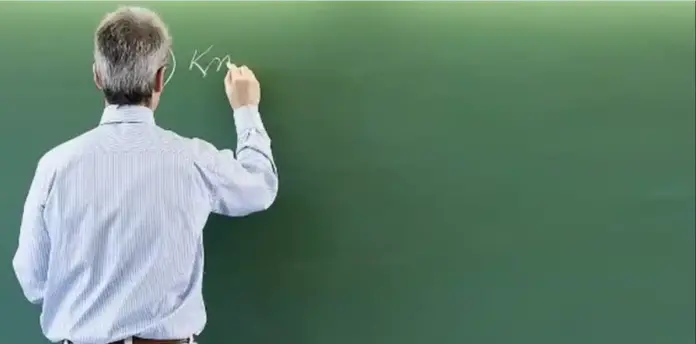 profesor.webp.webp