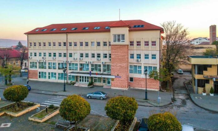 Tribunalul-Alba-Judecatoria-si-Parchetul-Alba-Iulia.jpg