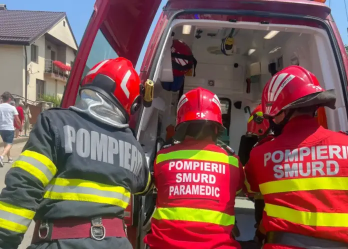SMURD-ambulanta-accident-interventie.webp.webp