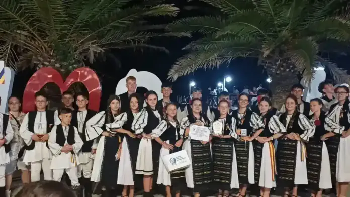 ansamblu-folcloric-spring-festival-grecia-august-2025.webp.webp