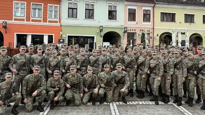 juramant-academie-militara-brasov-absolventi-2025-colegiu-militar-alba-iulia.webp.webp