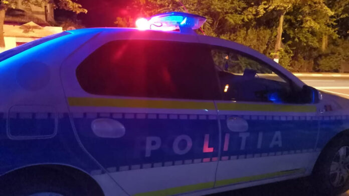 masina-politie-noaptea-apr-2022.jpg